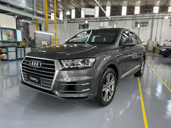 AUDI Q7 3.0 V6 TDI DIESEL PERFORMANCE BLACK TIPTRONIC AUDI Q7 3.0 V6 TDI DIESEL PERFORMANCE BLACK TIPTRONIC